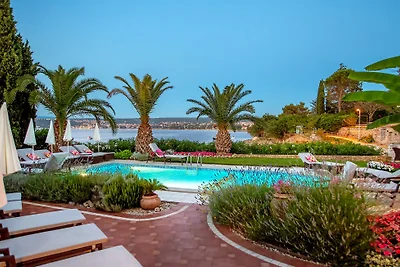Villa Palace Clara Apartment 2 island Krk by...