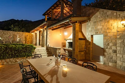 Villa Dia by Villas Guide