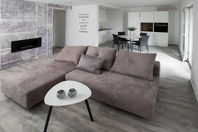 Villa Estate 2 by Villas Guide