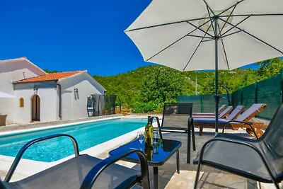 Villa Sanja in Makarska by Villas Guide