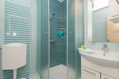 Studio Apartman Erstic 6 - Baška Voda by Vill...