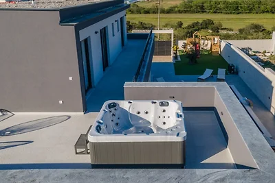 Villa Jollie by Villas Guide