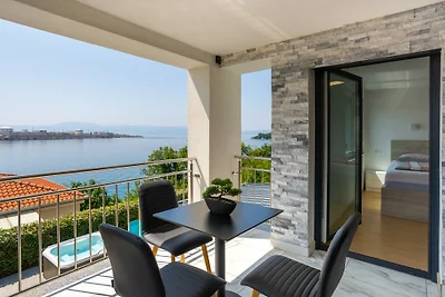 Villa Nada sea view&whirpool island Krk by...