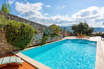 Villa Lucija with pool island Krk by Villas...