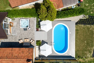 Villa Mila by Villas Guide