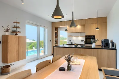 Villa Regina by Villas Guide