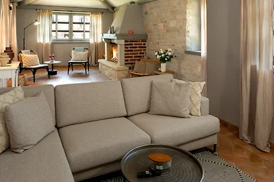 Villa Luna by Villas Guide