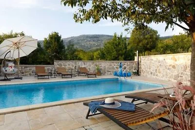 Holiday home Lišnjak by Villas Guide