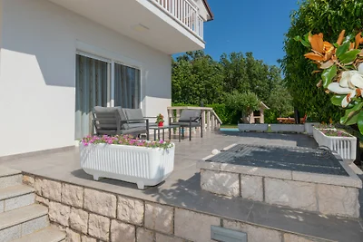 Villa Jelavic - Makarska by Villas Guide