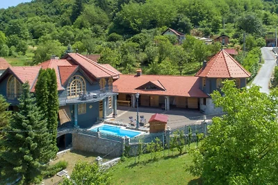 Villa Requiem by Villas Guide