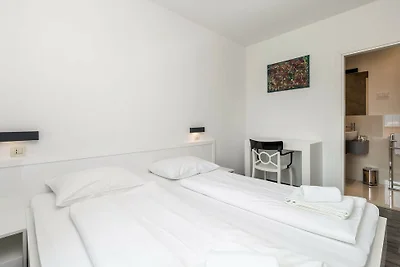 Luxury Villa Mer pool apartman by Villas...