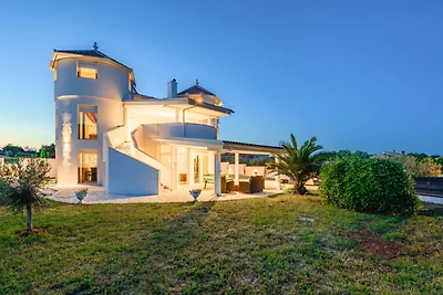 Vila Romani by Villas Guide
