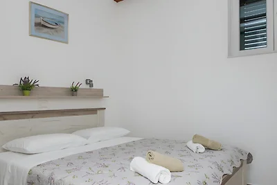 Holiday home Rozara by Villas Guide