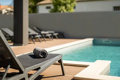 Villa Nea by Villas Guide