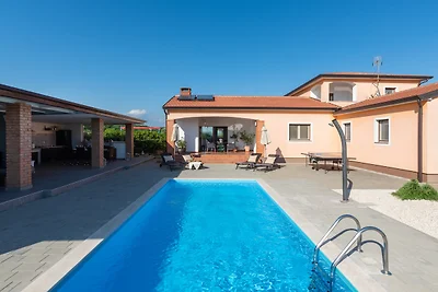 Villa Sv. Anna by Villas Guide