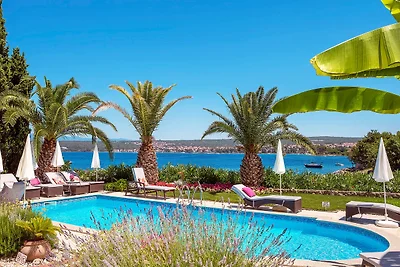 Villa Palace Clara Apartment 1 island Krk by...