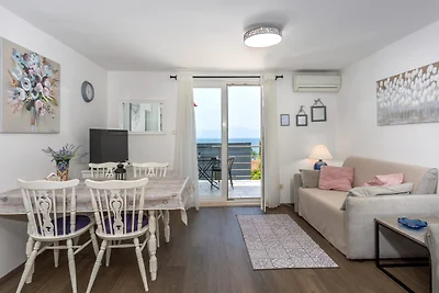 Apartman Sunshine Njivice Krk by Villas Guide