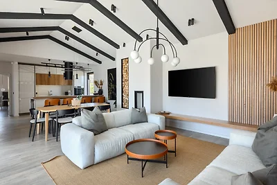 Luxury villa Pedena with pool and jacuzzi in...