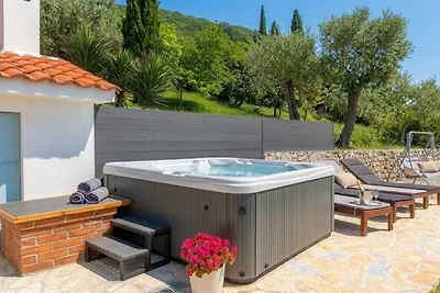 Holiday Home Vintage by Villas Guide