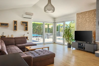 Villa Zara by Villas Guide