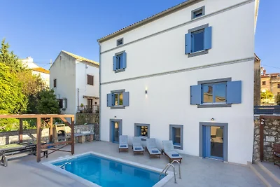 Villa Castel Muschio by Villas Guide