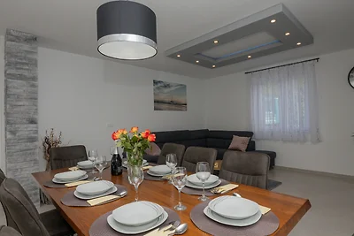 Villa Petar Zagvozd - Makarska by Villas...