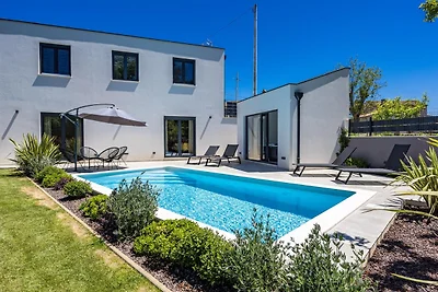 Villa Minka by Villas Guide