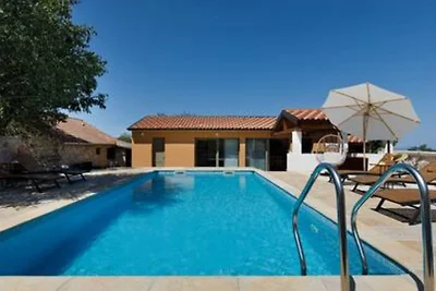 Holiday home Lišnjak by Villas Guide