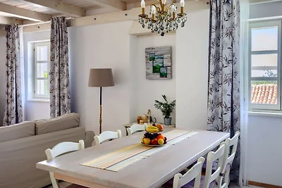 Villa GF25 by Villas Guide