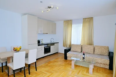 Apartman Zora 3 by Villas guide