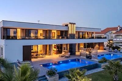 Suva Punta Elite by Villas Guide