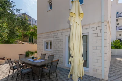 Holiday Home VIKK in Makarska by Villas Guide