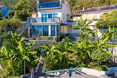 Villa Eduarda pool&whirpool by Villas Guide