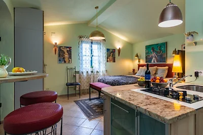 Little blue House by Villas Guide