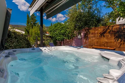 Ferienhaus Nina mit Whirpool by Villas Guide