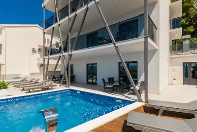 Studio Apartman Mia 1 - Omiš by Villas Guide