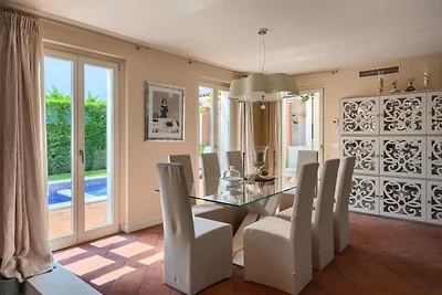 Villa Rafaelle by Villas Guide