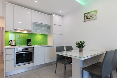 Apartman Mia 3 - Omiš by Villas Guide