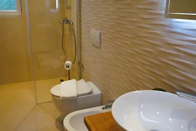 Villa Luminosa by Villas Guide