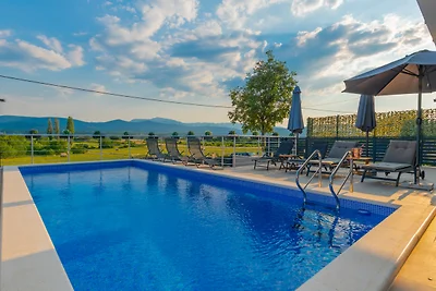Villa Neda Imotski-Makarska by Villas Guide