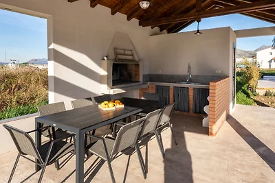 Villa Dolina Opuzen by Villas Guide