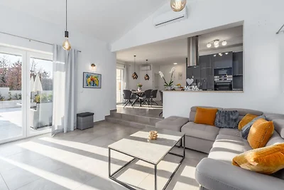 Villa Camelia by Villas Guide