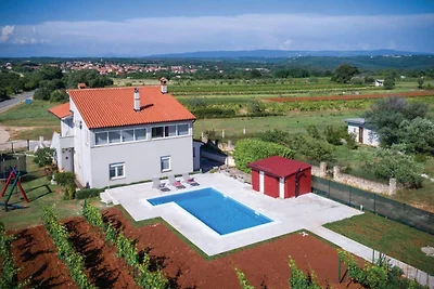 Apartman Lea by Villas Guide