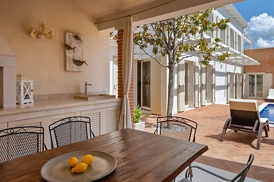 Villa Rafaelle by Villas Guide