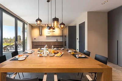 Villa Aruna by Villas Guide