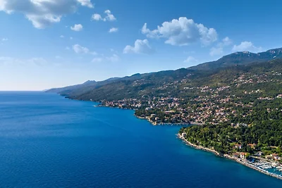 Holiday Home Secret Garden by Villas Guide