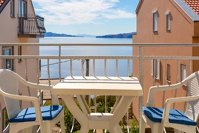 Charm Apartment by Villas Guide