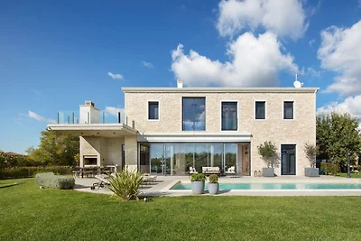 Villa Valens by Villas Guide