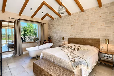Villa Rapavel by Villas Guide