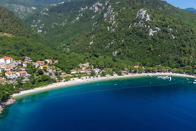 Vila Medea sea view by Villas Guide